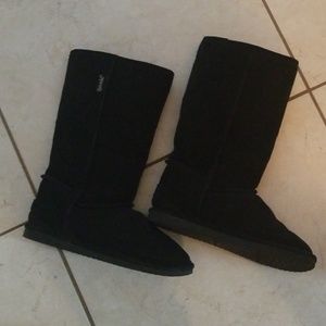 Bearpaw Black Winter Boot